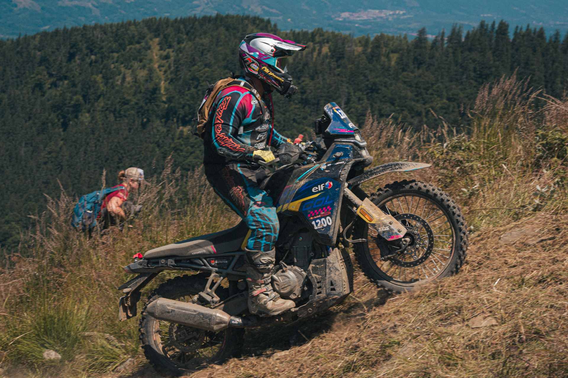 Daniel Fernández y su buena presentación en el Red Bull Romaniacs.