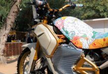 Royal Enfield Himalayan Electric sorprende con sillín floral en On Ride 2026