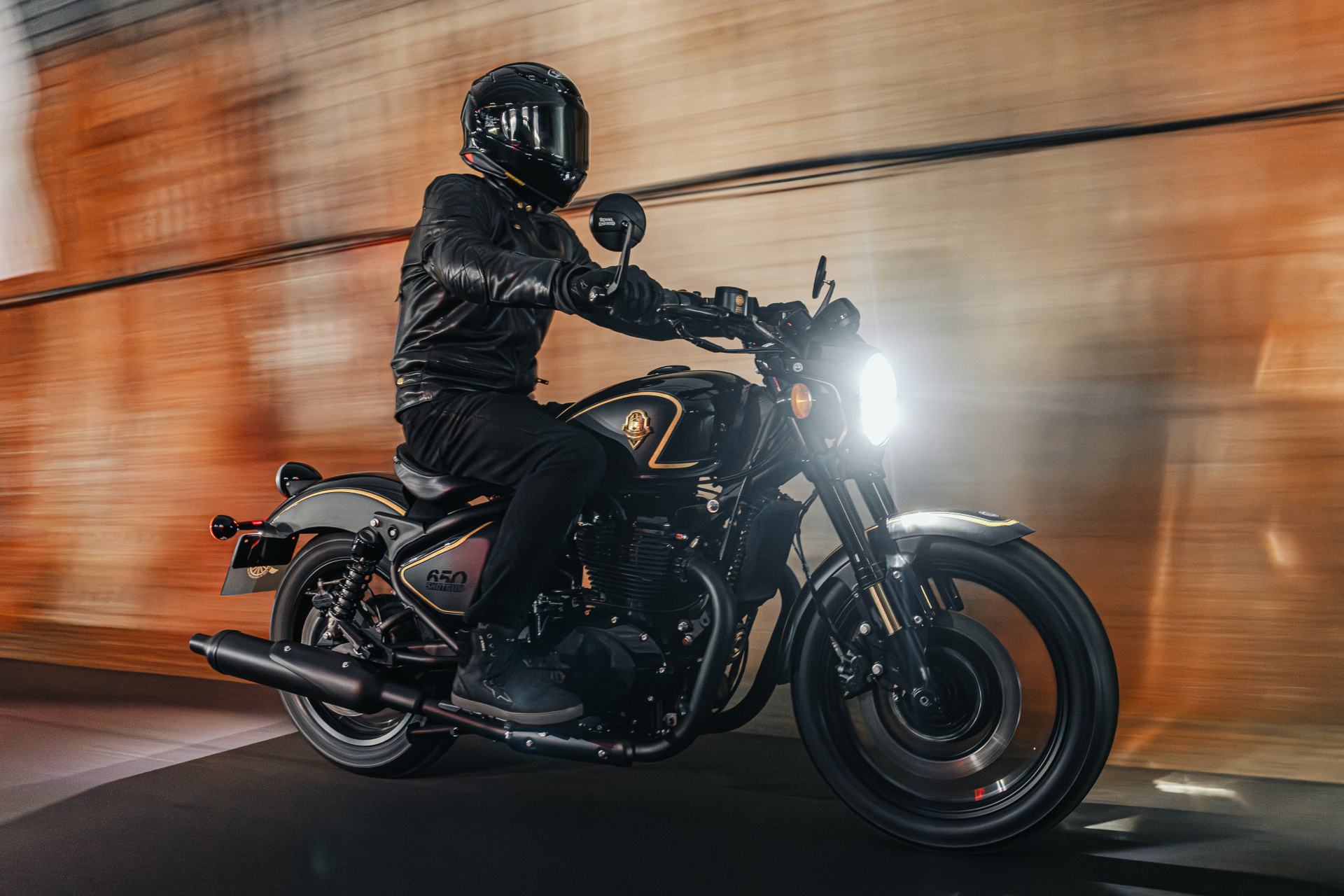 Royal Enfield Shotgun 650 x Rough Crafts Drop: la joya de colección que llegará a Colombia