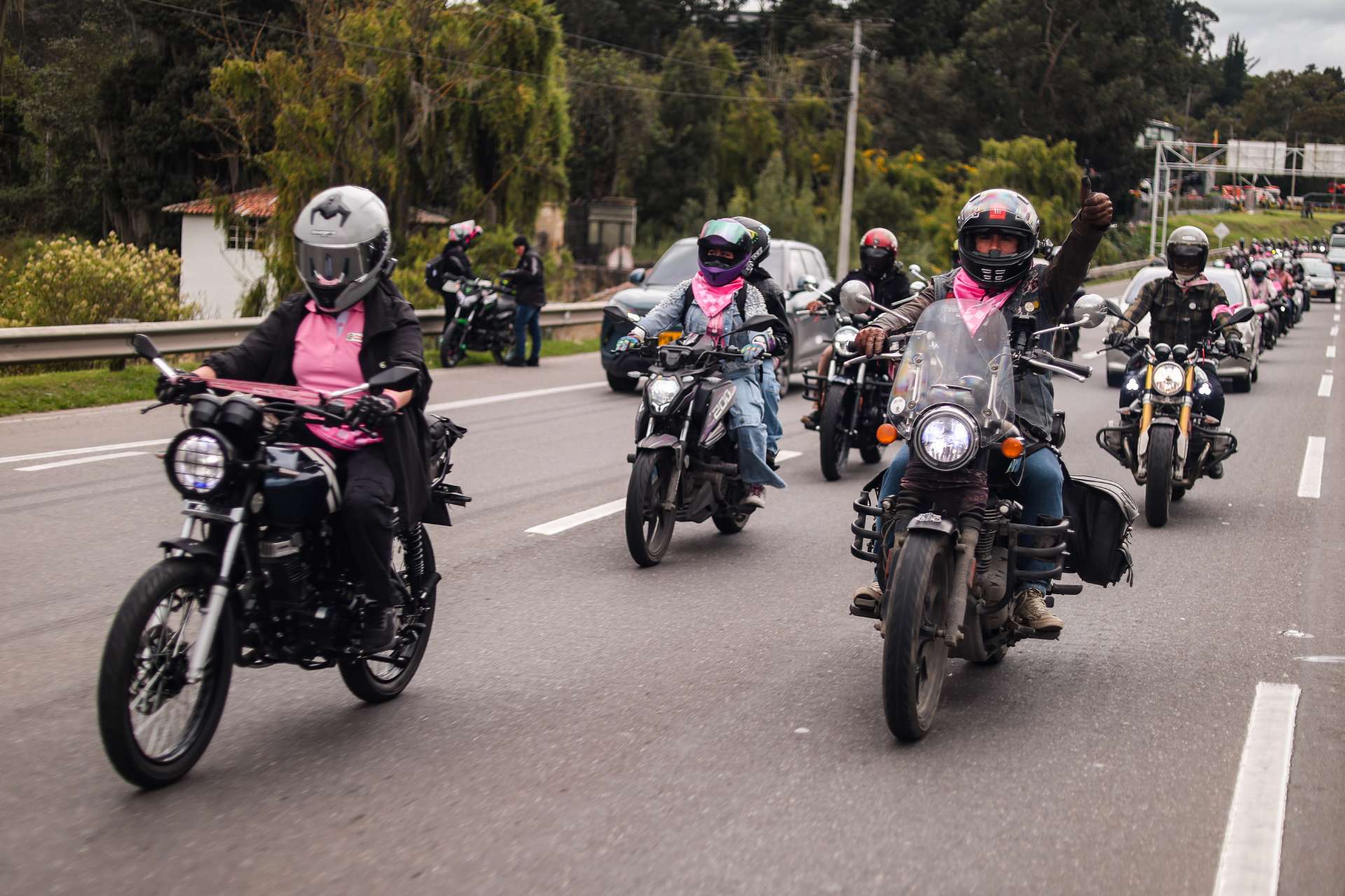 La Ruta Rosa: más de 500 motos rodando por un propósito