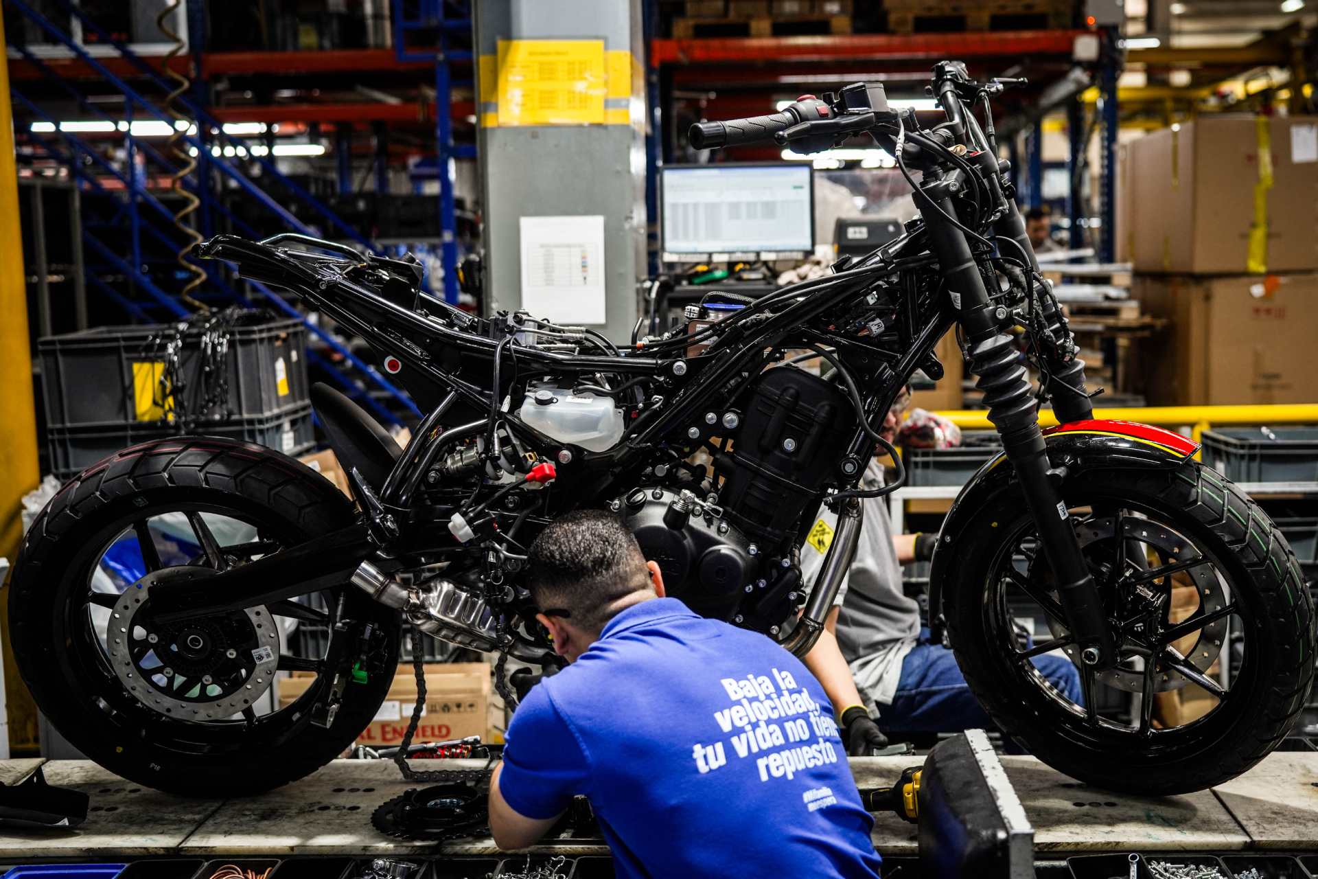 Royal Enfield hace historia en Colombia: ensamblará la Super Meteor 650