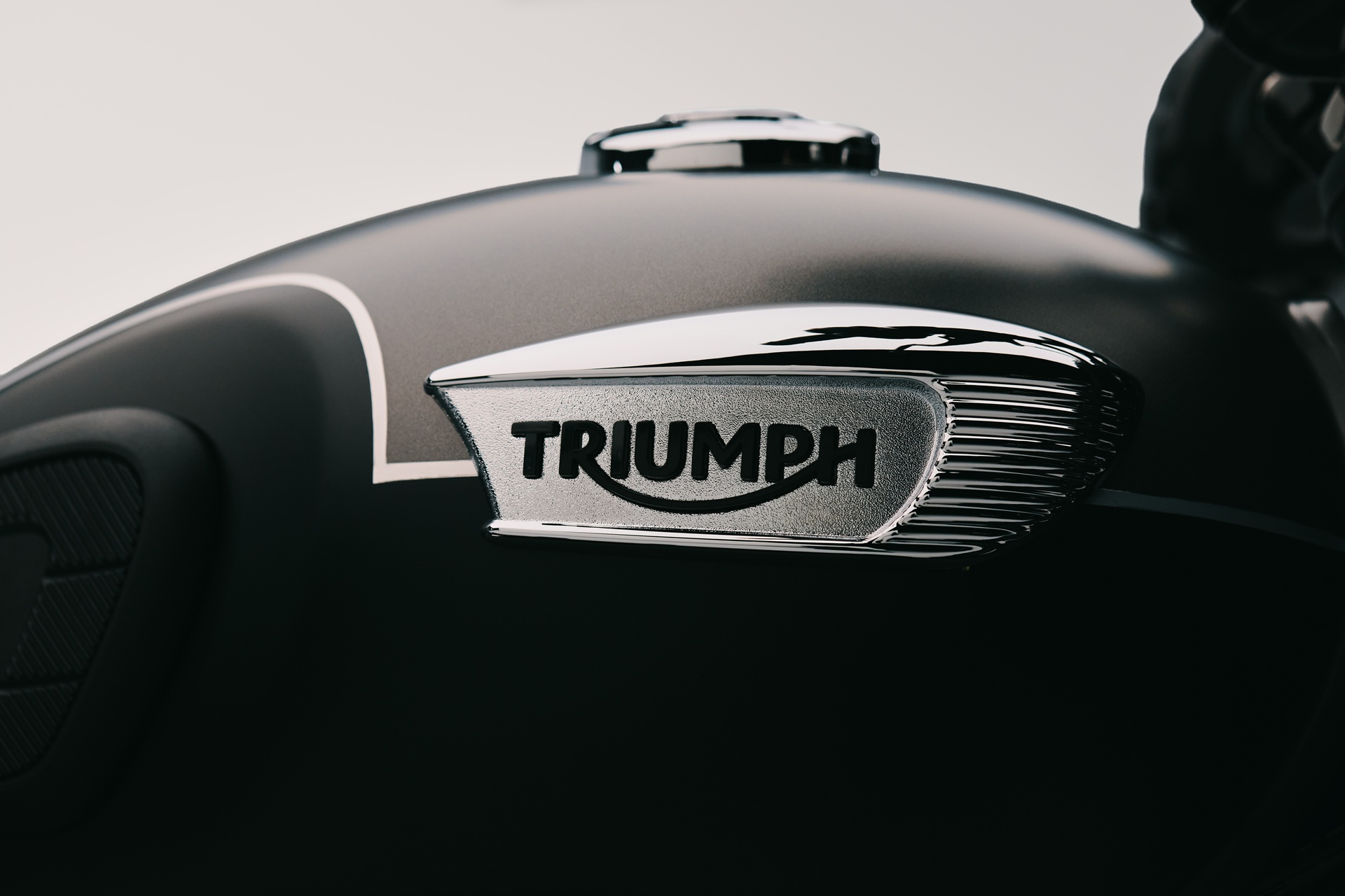 Triumph Bonneville T40 y T40 Black