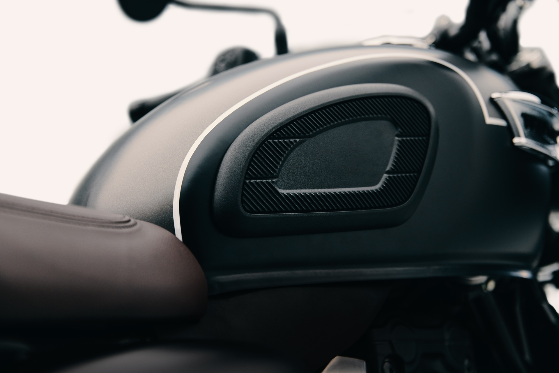 Triumph Bonneville T40 y T40 Black