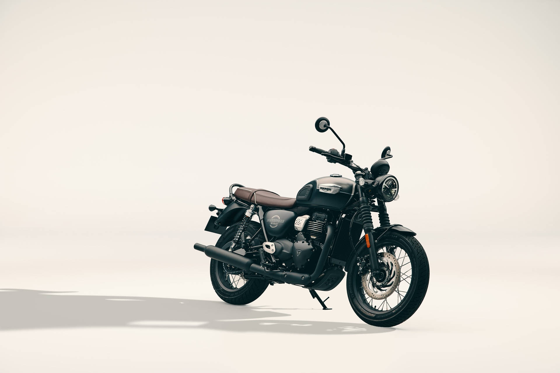 Triumph Bonneville T40 y T40 Black