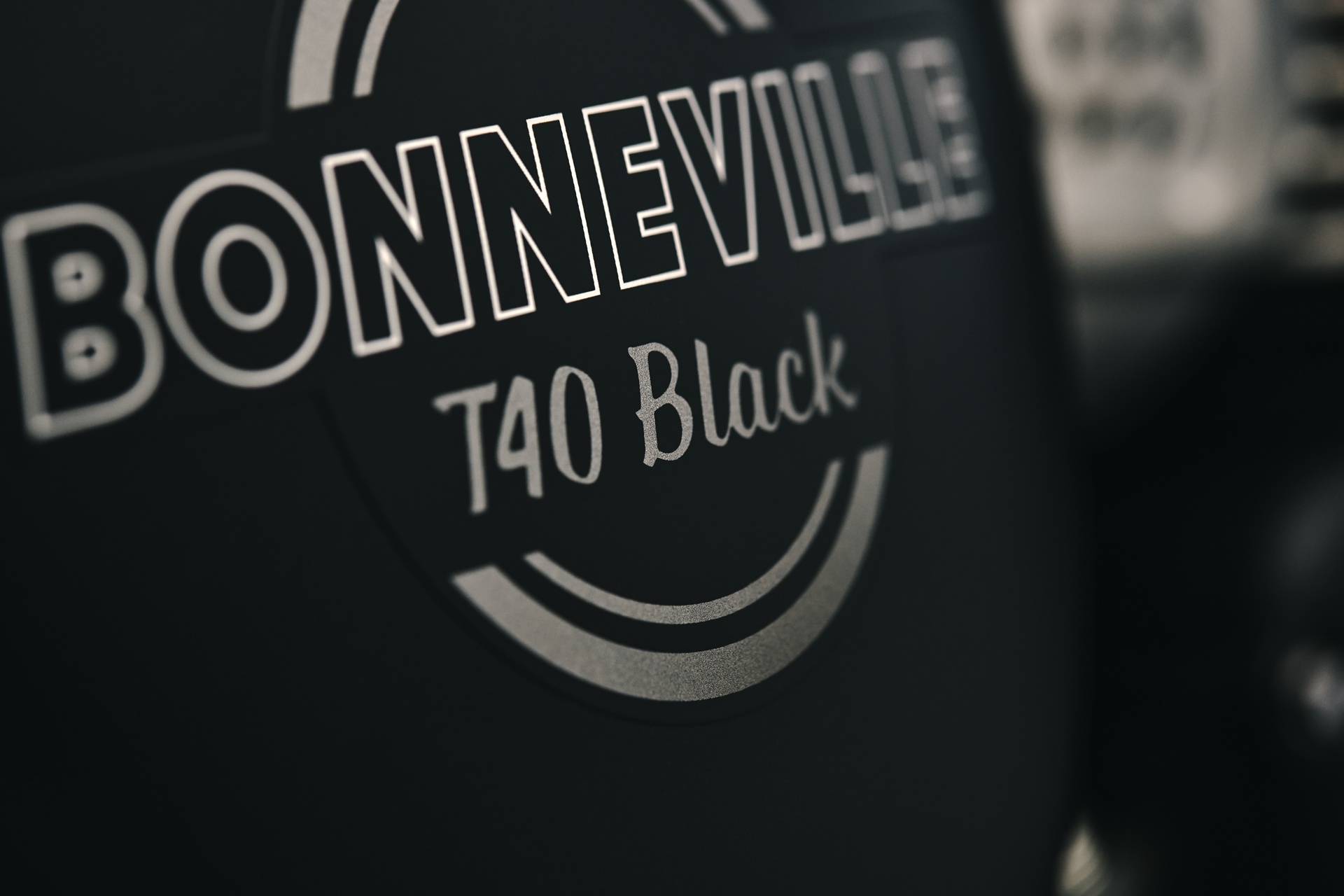 Triumph Bonneville T40 y T40 Black
