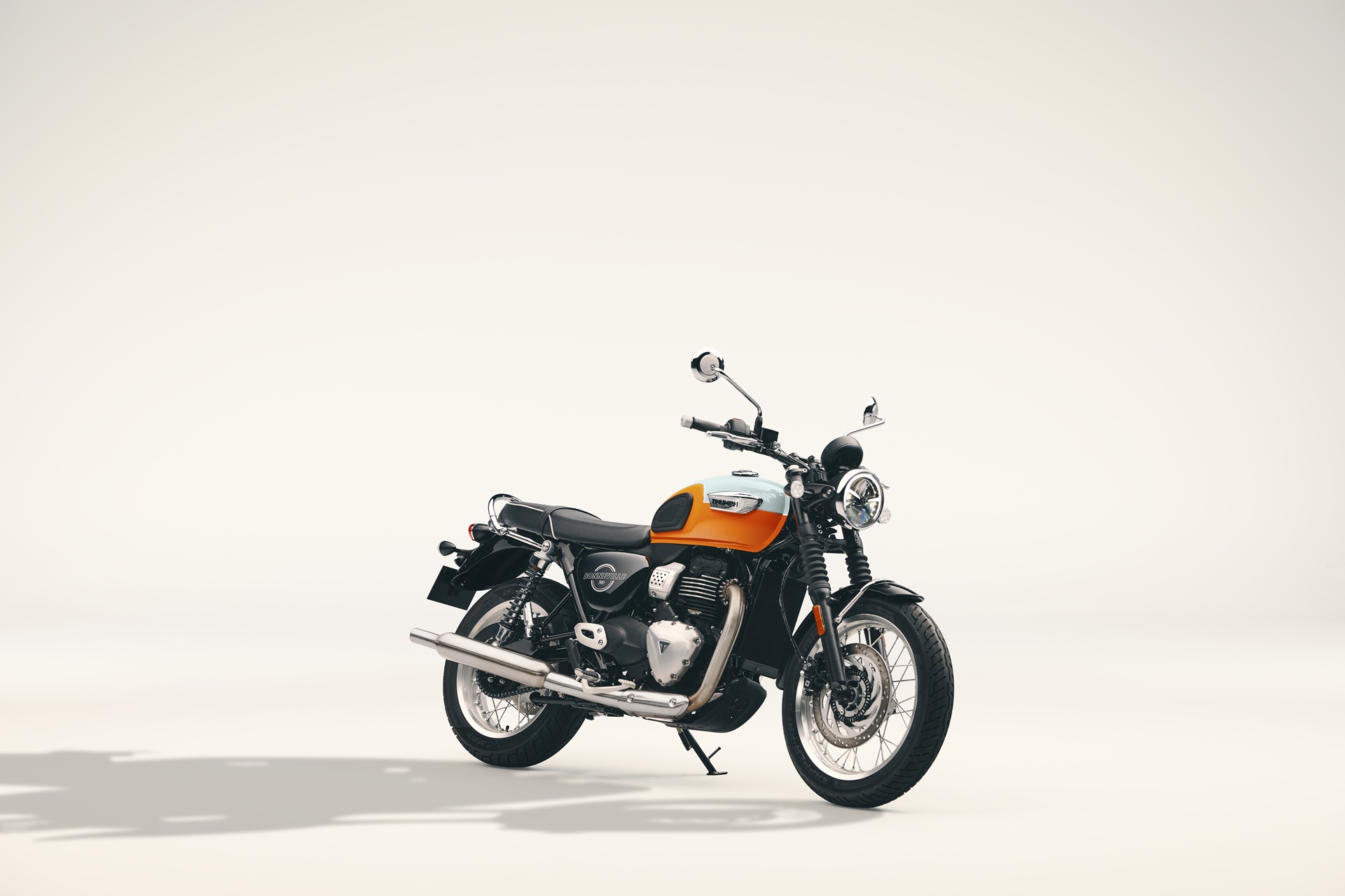 Triumph Bonneville T40 y T40 Black