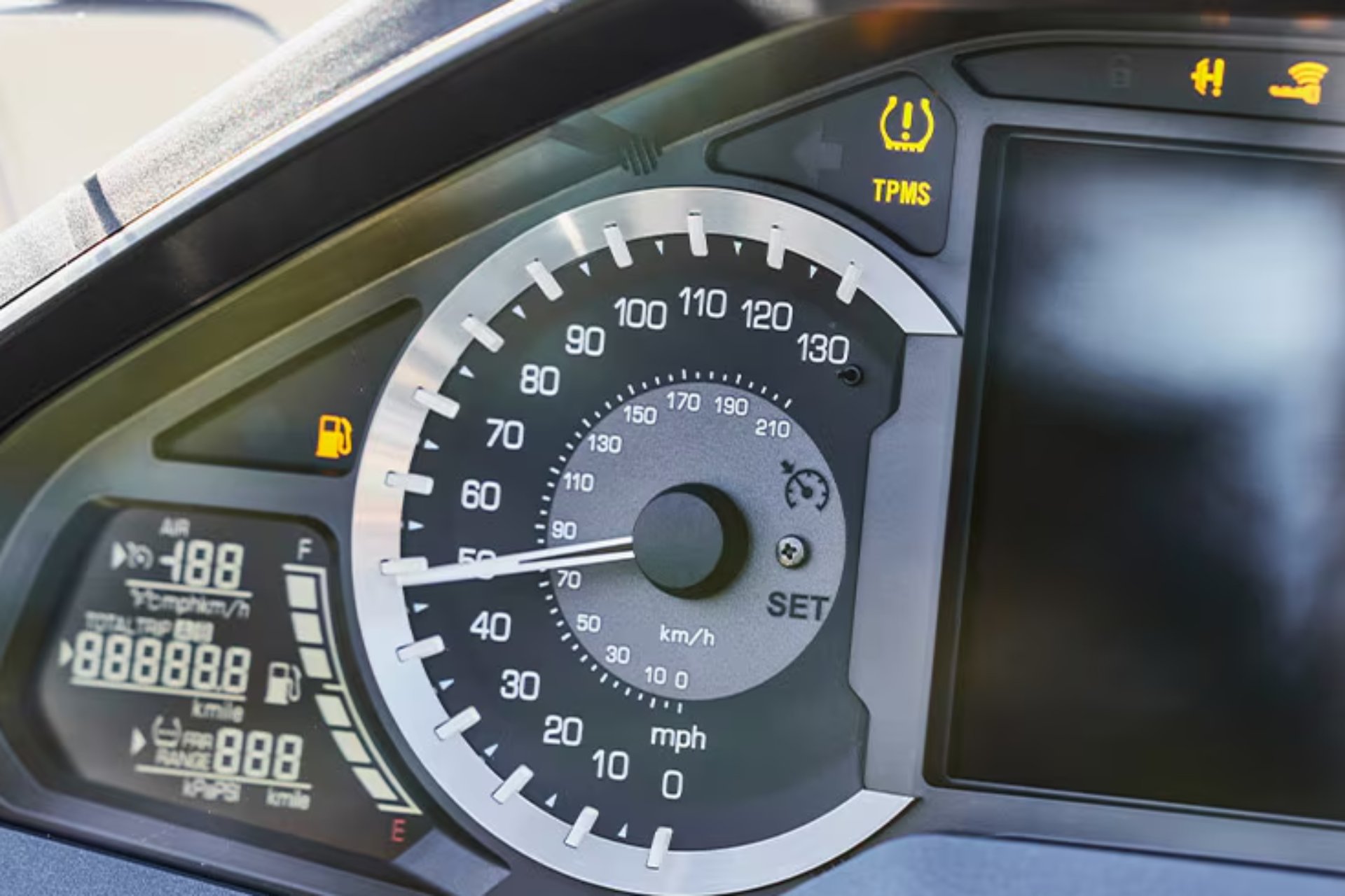 ¿Qué es y cómo funciona el sistema TPMS?