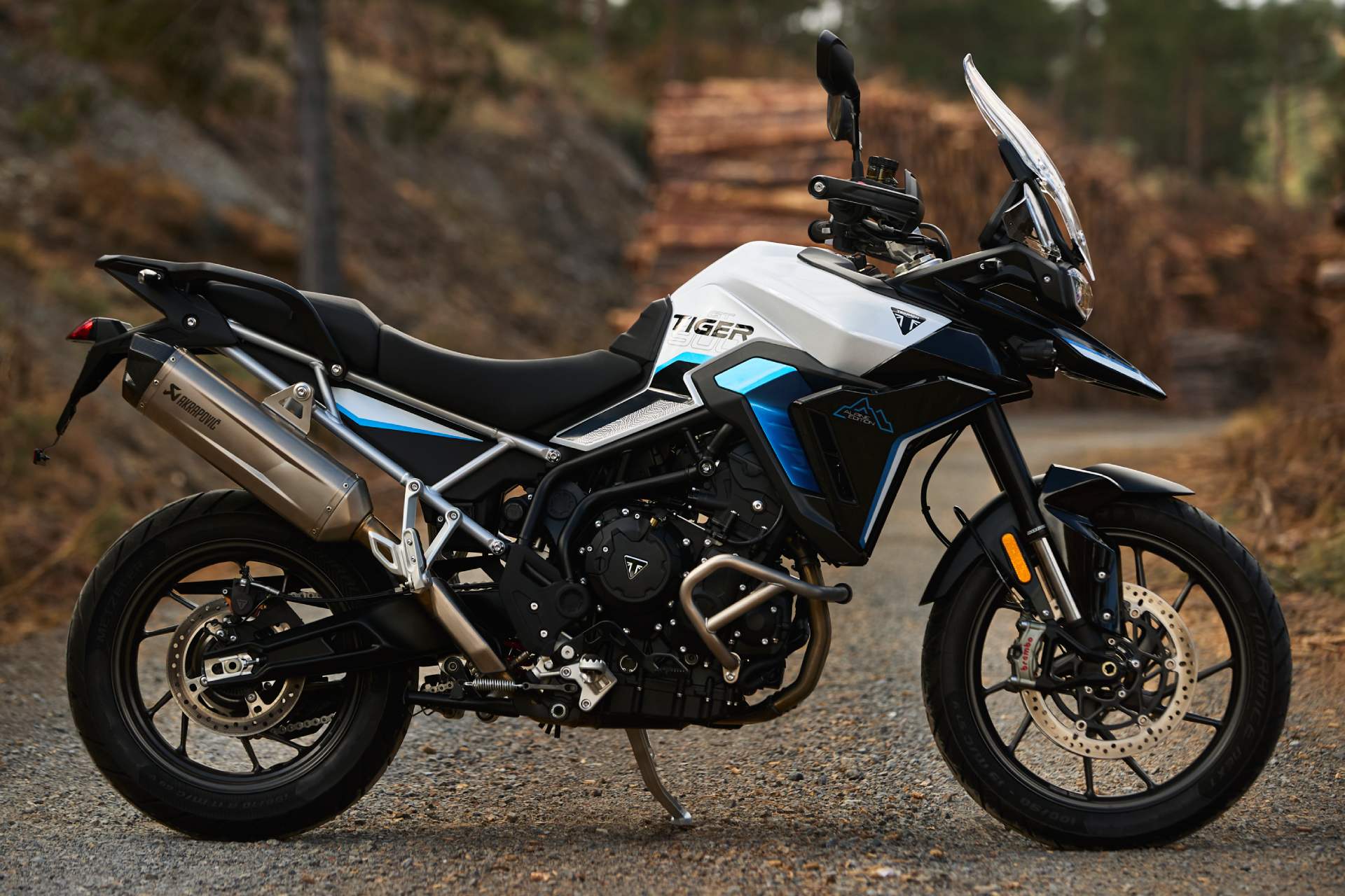 Triumph presentó en Colombia las Tiger 900 Alpine, Desert y Trident 800