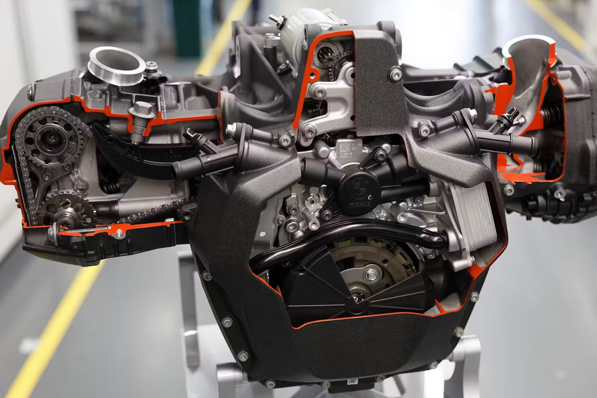 ZXMOTO y 1.000 razones para poner en jaque a la BMW GS