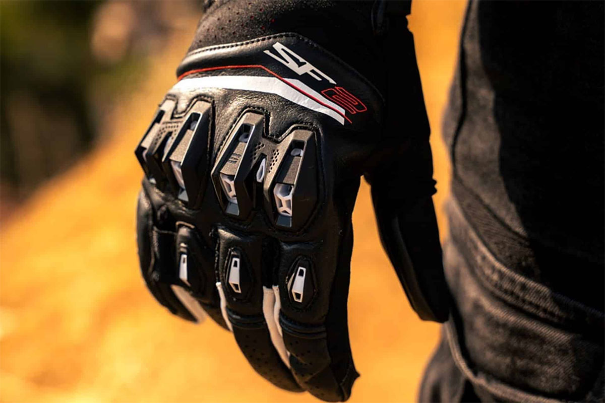 Los guantes sí serán obligatorios