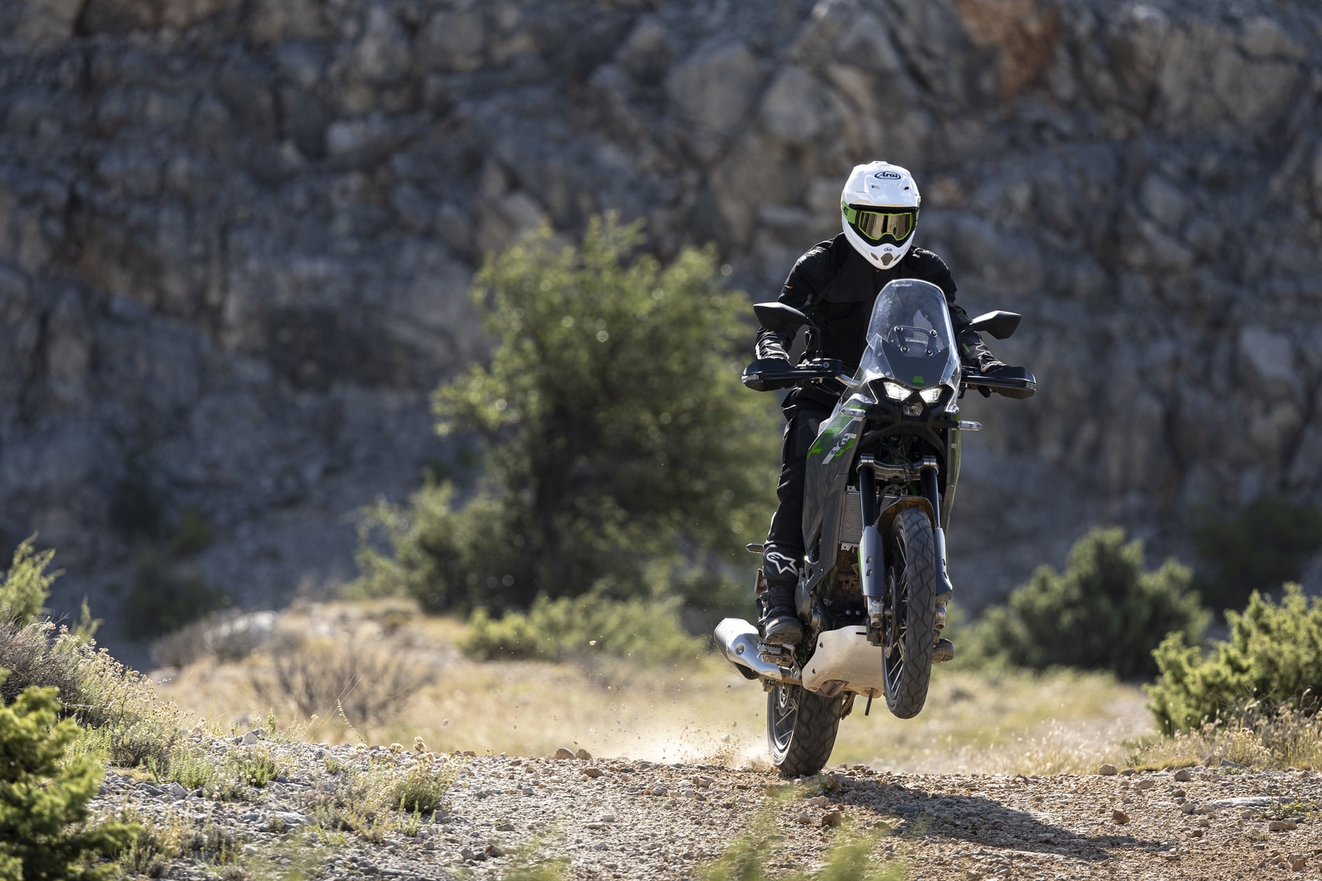 Kawasaki amplía su apuesta por el segmento ADV con la nueva KLE650 2027