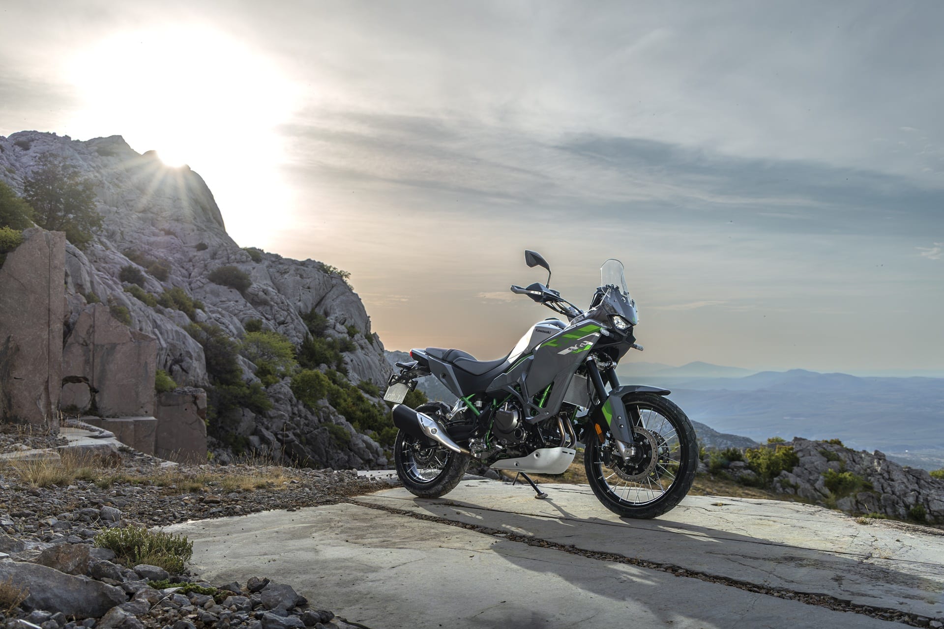 Kawasaki amplía su apuesta por el segmento ADV con la nueva KLE650 2027