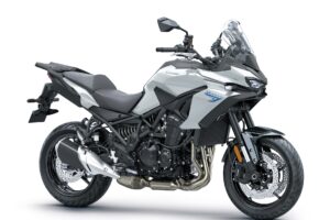 Versys 900 2027: La nueva crossover “más deportiva jamás creada” por Kawasaki