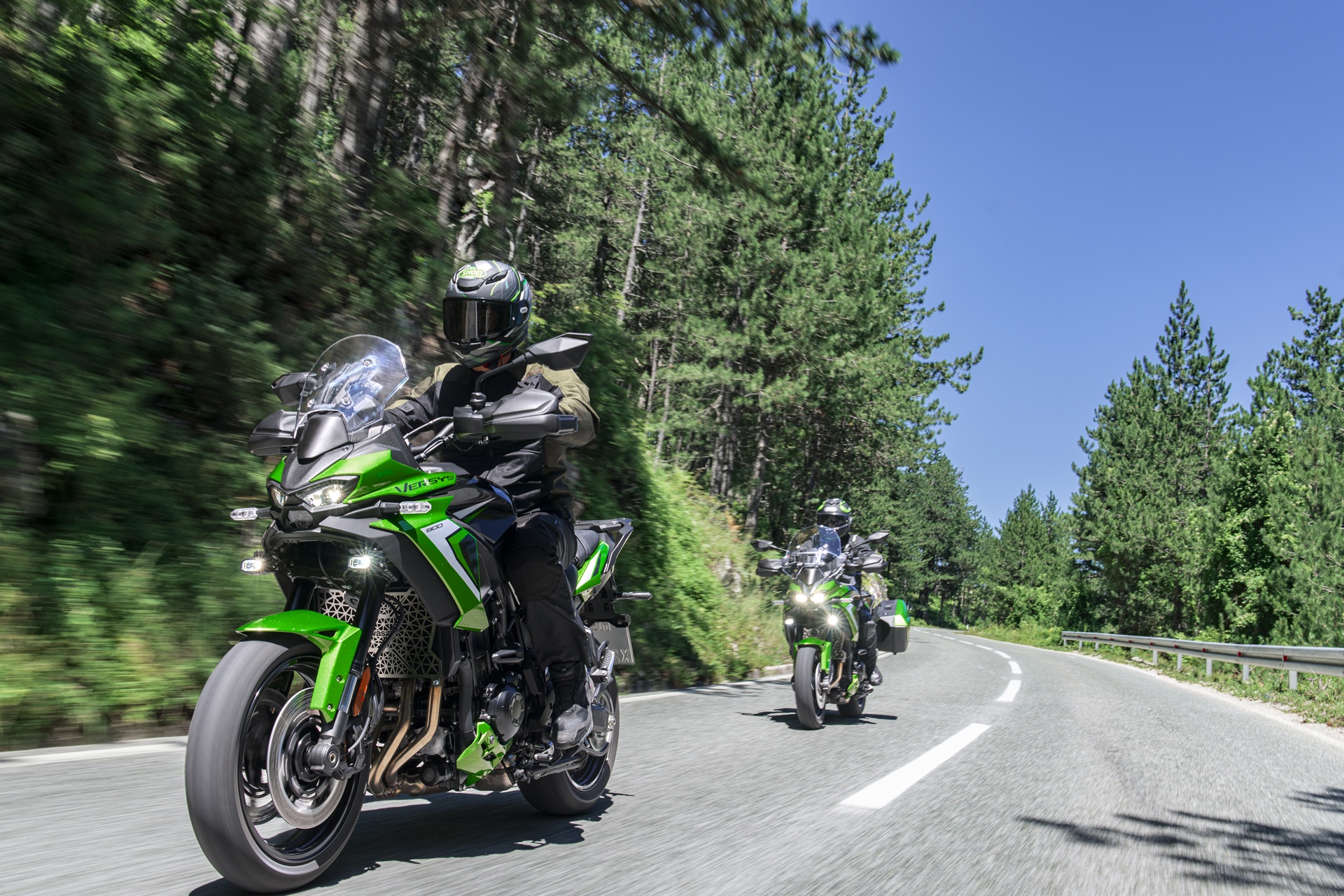 Versys 900 2027: La nueva crossover “más deportiva jamás creada” por Kawasaki