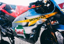 Plata, amarillo y rojo, tres colores que en su momento significaban Honda