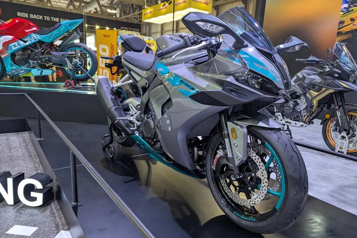 Kove pone precio a su 650RR: cuatro cilindros, 15.000 rpm y 260 km/h
