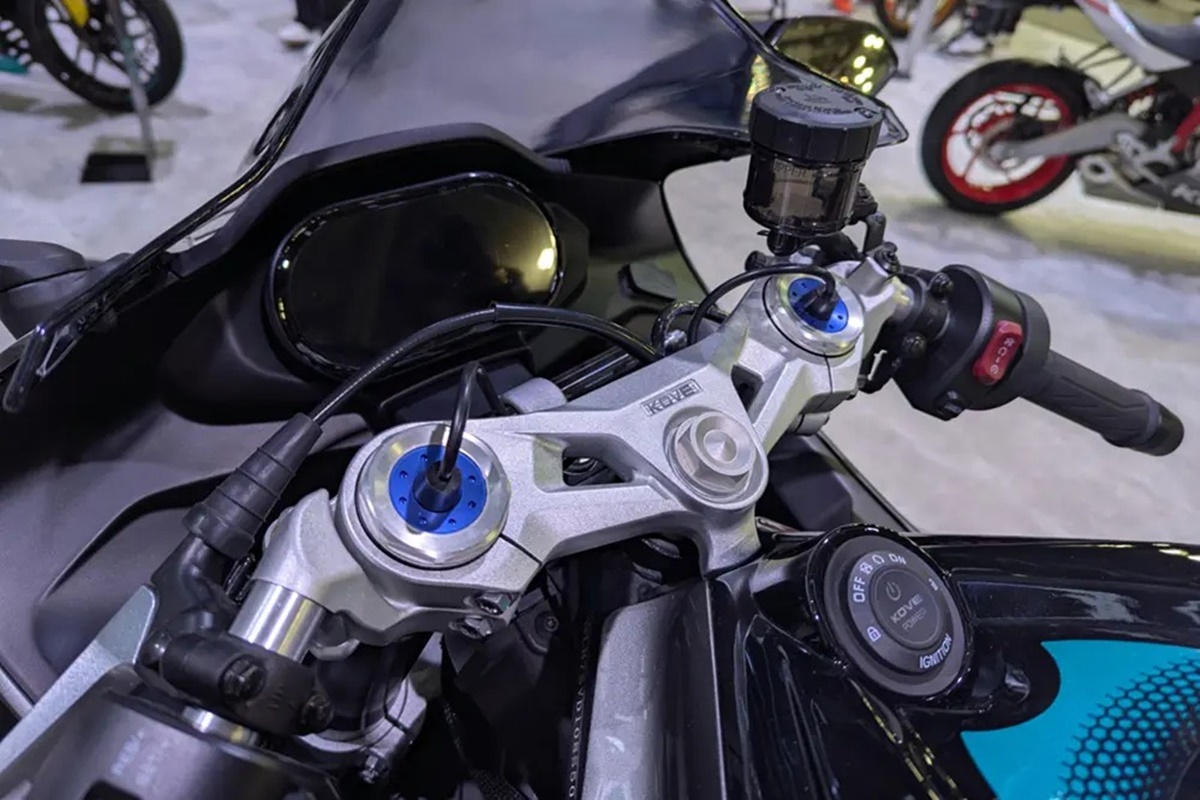 Kove pone precio a su 650RR: cuatro cilindros, 15.000 rpm y 260 km/h