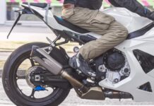 La futura BMW S 1000 RR 2027 ya apunta a la Ducati Panigale V4 con estos importantes cambios