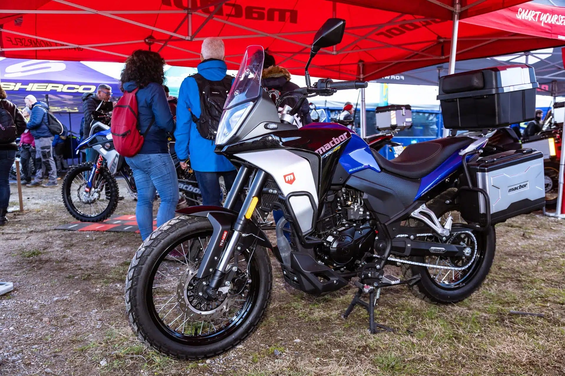 Macbor y Gerard Farrés debutarán en el Rally Dakar en su edición 2027 junto