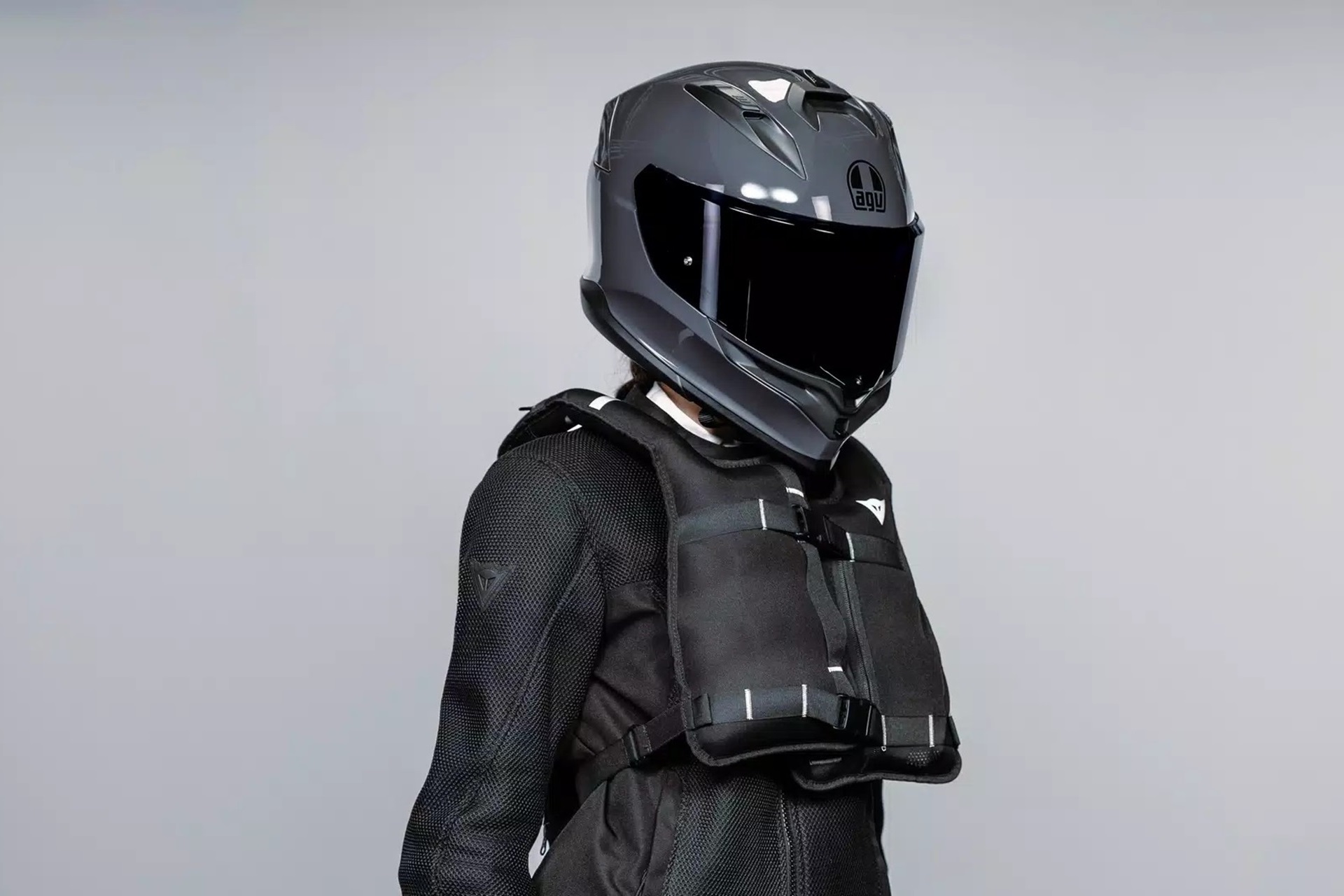 Dainese Smart GO“el airbag para moto más ligero de la historia”