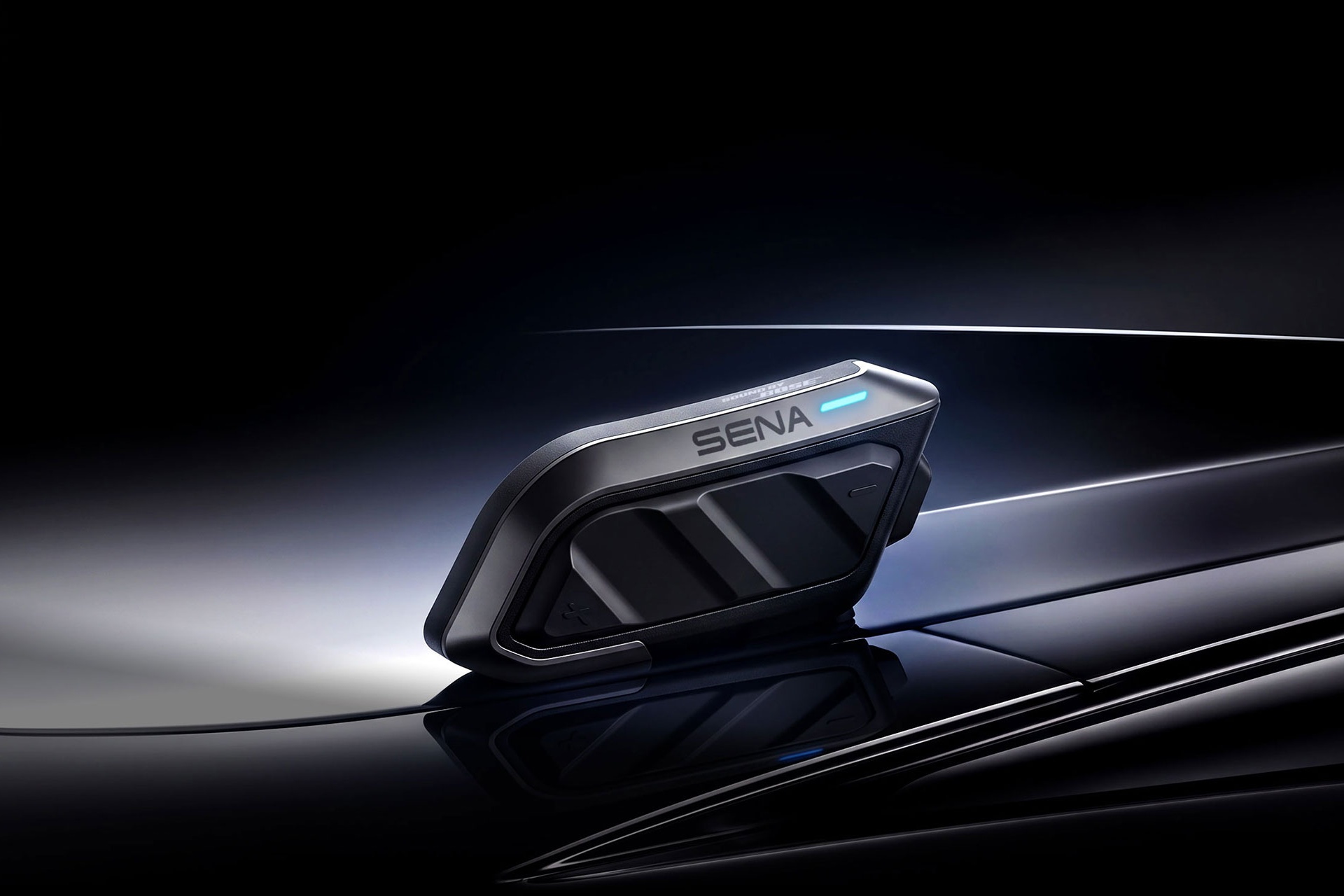 Sena Spider X Slim, el intercomunicador que lleva el sonido Bose a los cascos de moto