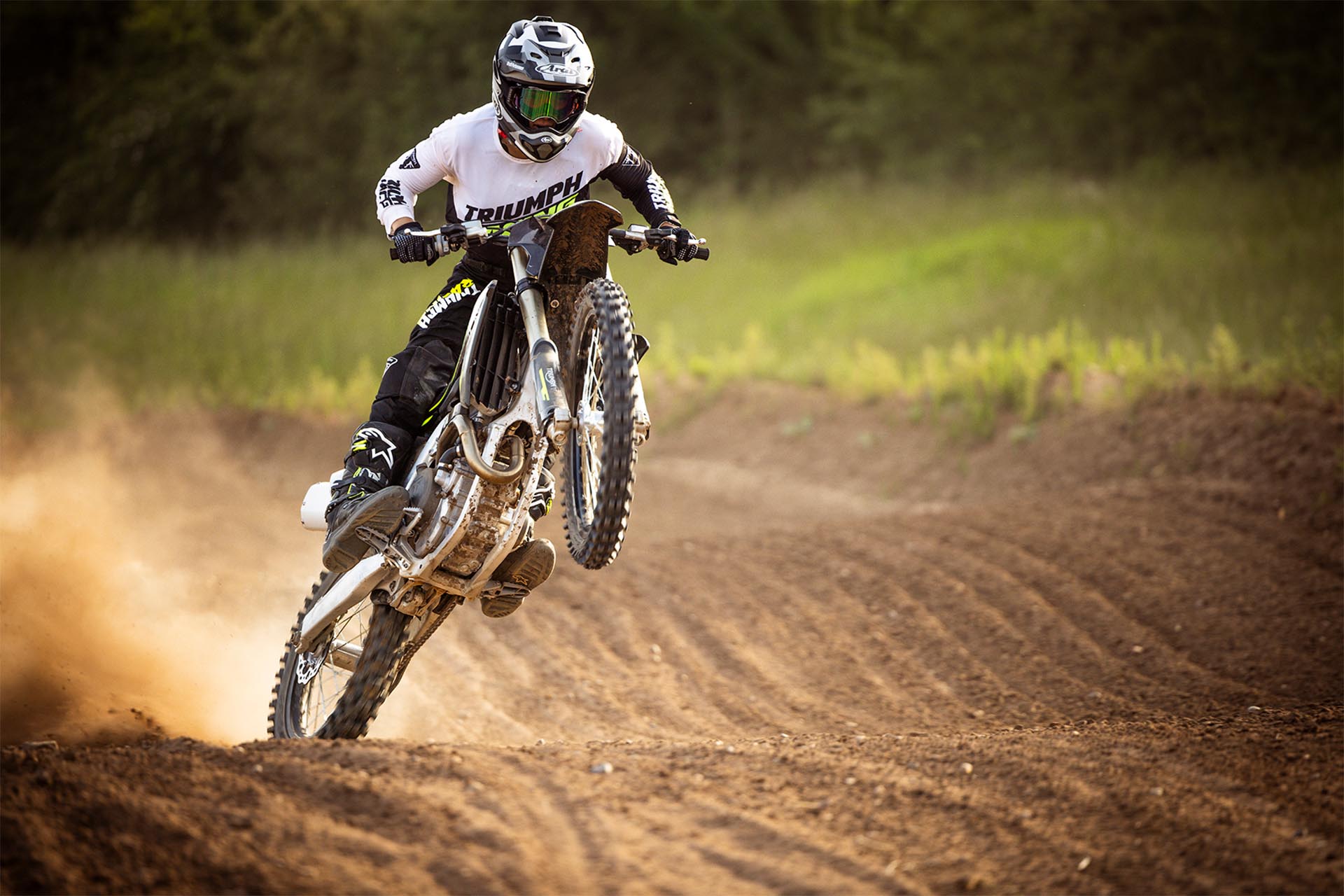 Triumph afila todavía más a la TF 250-X para 2027